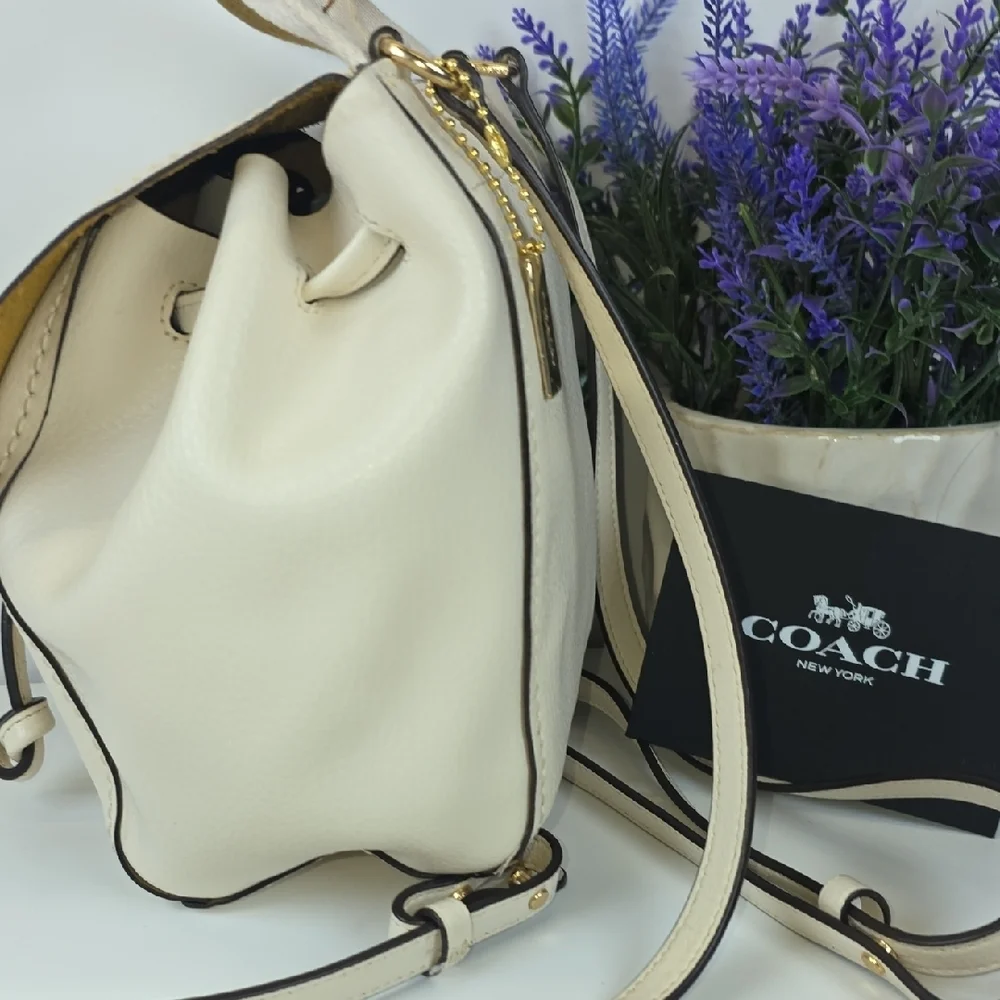 Coach Derby Ivory White‎ Leather Backpack Crossbody Shoulder Bag - Picture 10 of 16